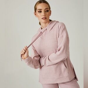 7 Diamonds Generation Hoodie in Quartz Soft Pink‎ Size Medium